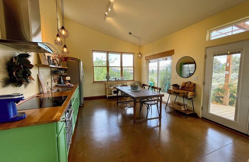Reno Cottage | Casita Azul- sanctuary at the foot of the Sierra Nevada