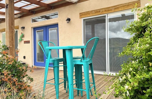 Reno Cottage | Casita Azul- sanctuary at the foot of the Sierra Nevada