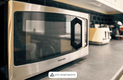 Sheffield Apartment | 1-BR | Near City Centre and Transport by AVO
