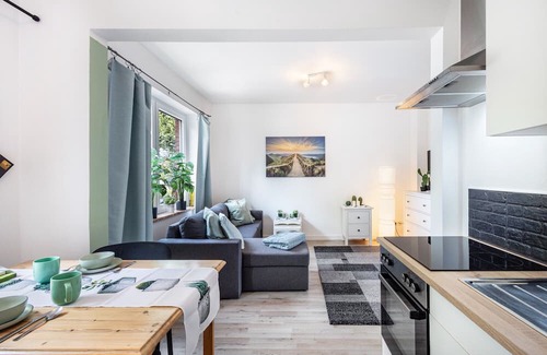 Huxtertor/Muhlentor/Gartnergasse Apartment | Apartment 'Bella Verde' with Balcony and Wi-Fi