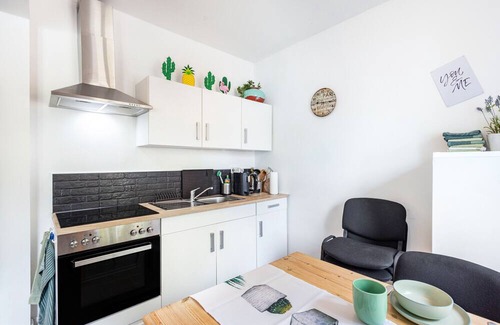 Huxtertor/Muhlentor/Gartnergasse Apartment | Apartment 'Bella Verde' with Balcony and Wi-Fi
