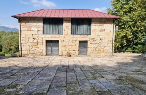 Marco de Canaveses House | 🏡 Serene Mountain-View Villa with Private Pool & Balcony - The Monastery Barn