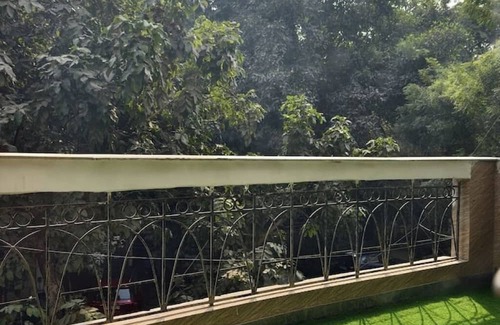 New Delhi Apartment | 1BR-GK 2 near Market-HostMyStay