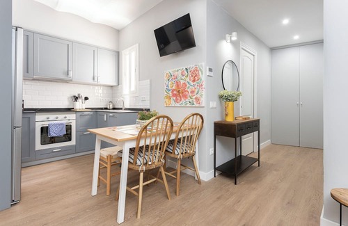 El Parc i la Llacuna del Poblenou Apartment | Our apartment offers the best of both worlds — easy access to the city's vibrant highlights and a quiet escape to unwind.