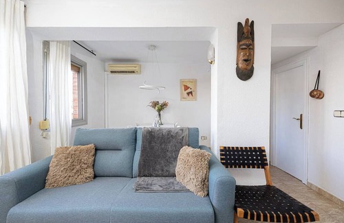 Cornella de Llobregat Apartment | Step into this delightful and snug 2-bedroom retreat, meticulously renovated and thoughtfully designed to offer a pleasant and cozy stay in Barcelona.