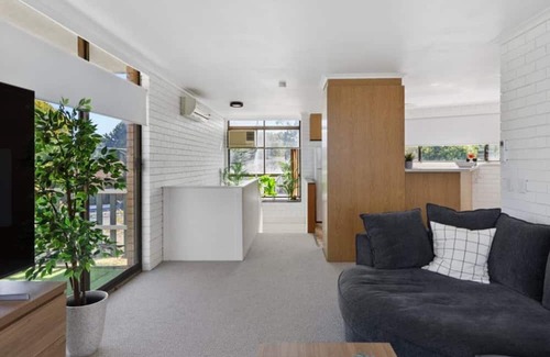 Nagambie House | Waterfront Living in the Heart of Nagambie