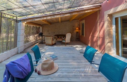 Roussillon Cottage | Domaine plan des devens