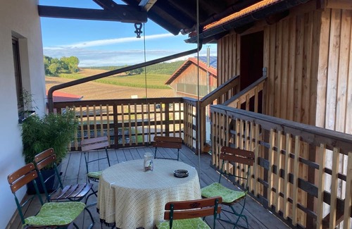 Adlkofen Apartment | Attic apartment in the Lower Bavarian hinterland on a farm