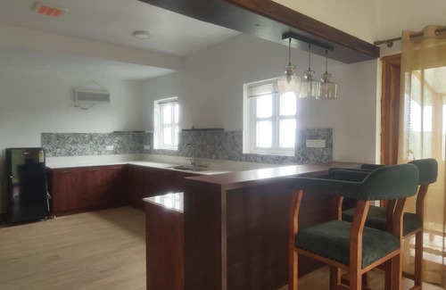 Ithalar Villa | Casa de Amor – Lakeside Escape with Hills, Privacy & Serenity