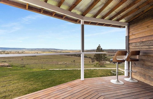 White Rock House | Yurt on the Hill -Unique & Peaceful Country Escape