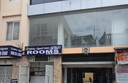 Mysore Apartment | Cozy retreat 3-bedroom apartment in enchanting Mysuru with AC