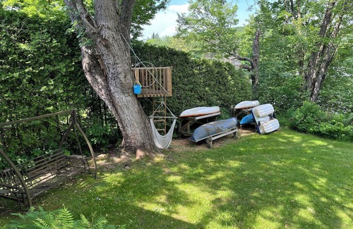 Stanstead Township Cottage | Charming 3-bedroom cottage in lovely Magog area with AC.
