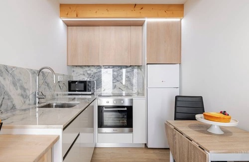 Sao Mamede de Infesta House | Authentic Studio 11 with Terrace by HostWise