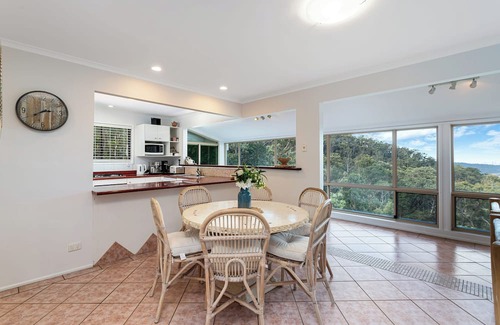 Advancetown House | Skyline Serenity Goldcoast -Ocean Views surrounded by nature