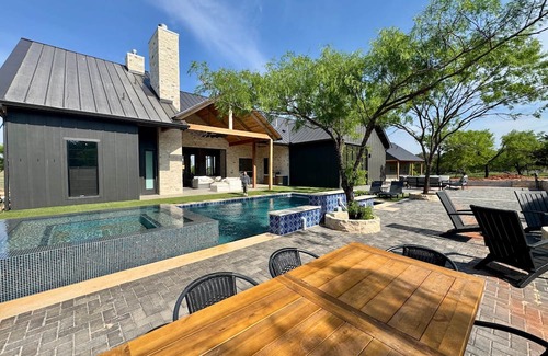 Fredericksburg House | The Estate & Sunday House at the Sanctuary