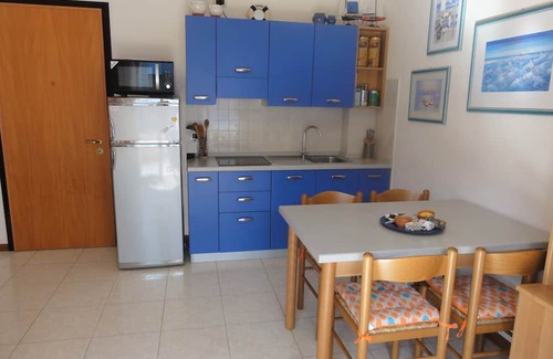 Bibione Apartment | Modern apartment with terrace