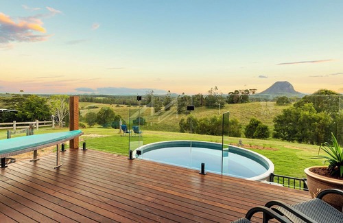 Pinbarren House | The Lodge at Pinbarren with Mountain Views & Pool