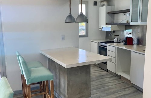 Villa Rosa Condo | Cozy 4-bedroom condo with AC and WiFi in enjoyable Lagoon Pilar