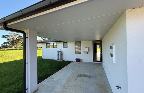 Whangarei House | Spacious Rural Two Bedroom still close to town