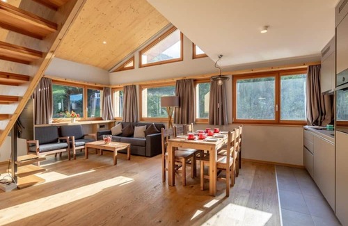 Vercorin Apartment | Wifi, ski-in/ski-out & foot of the slopes, sauna, hammam, tv, ski locker, 78m², Vercorin