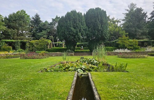 Wageningen House | Modern Haven w/Spa Access | Nature Reserves, Local Attractions | Onsite Dining
