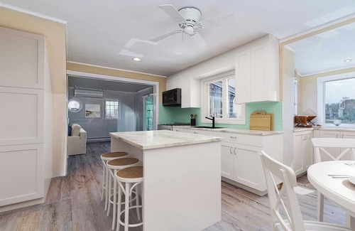 Kenyon House | Serene Fully Remodeled Waterfront Cottage with Brand New Dock & Great Views!