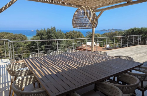 Pinarellu Villa | Villa with pool and sea view 230m from the beach