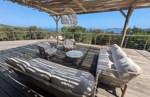 Pinarellu Villa | Villa with pool and sea view 230m from the beach