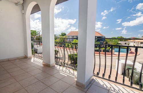 Bubali House | Spectacular 8 br Villa with Pool & Garden Close to Super Food.