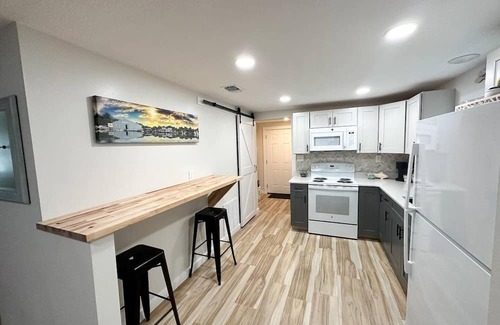 Crystal River House | Tranquil 2-bedroom house in Crystal River with WiFi and AC