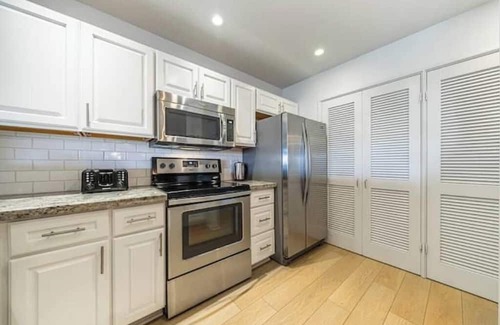 Broken Bow Cabin | Cozy 2-bedroom cabin in awesome Broken Bow with AC