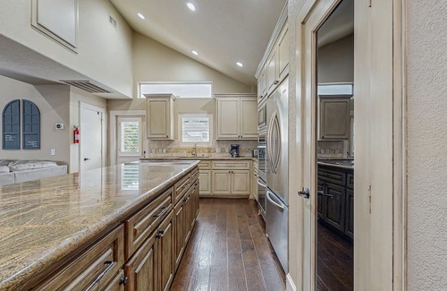 April Sound House | Spacious lake house with kitchen, patio with great view on the water & boat slip