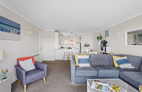 Bigbury-on-Sea Apartment | Stunning sea views, beach access, Bigbury on Sea
