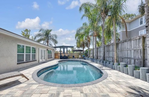 Isle of Palms House | The Palm Escape Retreat