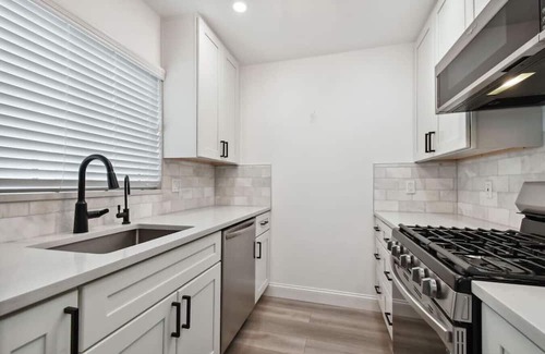 Dunedin Condo | Beautifully Renovated Condo on Water!