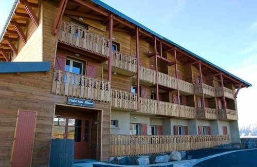 Saint-Lary-Soulan House | Appart 50m du Télécabine | Accès Piscine + Sauna!