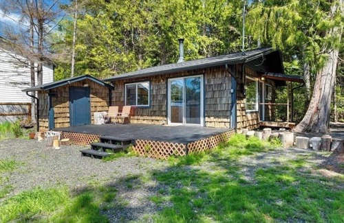 Pacific Beach Cabin | Charming 1-bedroom cabin in Pacific Beach
