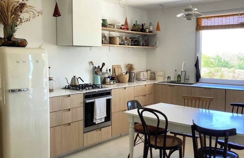 Saint-Quentin-la-Poterie House | Provencal house with pool house in the heart of a beautiful Uzège village