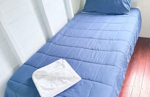 Emu Park Resort | Beach Dorm accommodation with shared toilet & shower