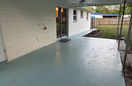 Pine Ridge House | Charming spacious 2-bedroom cottage in the heart of Beverly Hills, Florida .