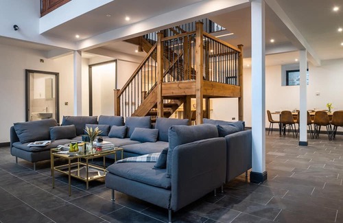 Rhiwbryfdir House | Holiday home in Blaenau Ffestiniog, No Deposit