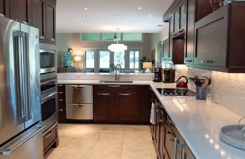 Sea Pines Villa | Beautiful Lagoon/Golf Views! Short Walk/Bike Ride to Beach Club