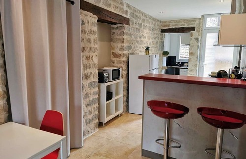 Faubourg-Raines Apartment | Peaceful Haven in the Vibrant Heart of Dijon
