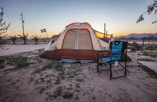 Chambers RV Rental | Site 2 off grid Campsite Near Petrified Forest