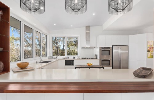 Blue Mountains City Council House | Elysian on the Escarpment with Mountain Views