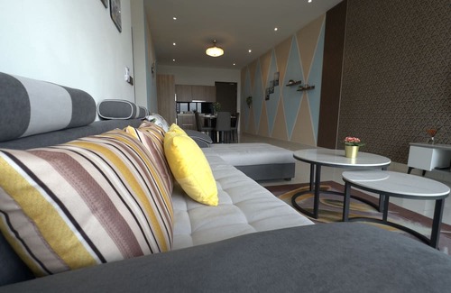 Masai Apartment | Chic 1-bedroom apartment with AC, WiFi in wonderful Masai
