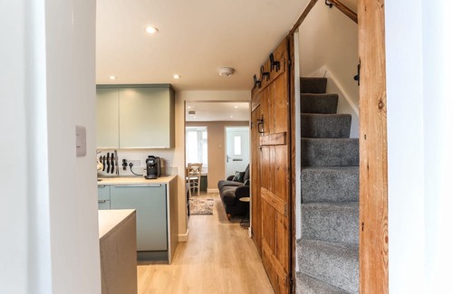 East Wittering Cottage | Wallaby- East Wittering Fisherman's Cottage