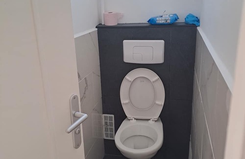Thiais Apartment | Room at 7 minute areport d'orly