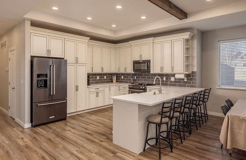 Palmer House | 3-bedroom townhome in perfect Palmer with WiFi