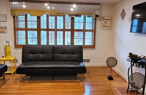 Hillcrest Heights House | Spacious 4-bedroom house in delightful Temple Hills with WiFi, AC.